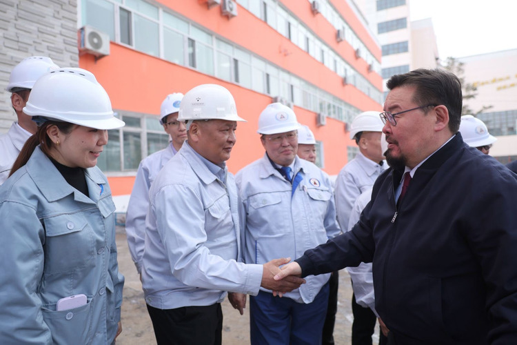 Ерөнхий сайд Г.Занданшатар Дарханы ДЦС-II төслийн тооцооллыг ШУУРХАЙ ГАРГАА үүрэгч өглө